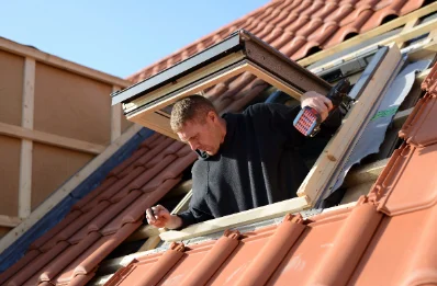 Pose de fenêtres de toit Velux à Eydoche